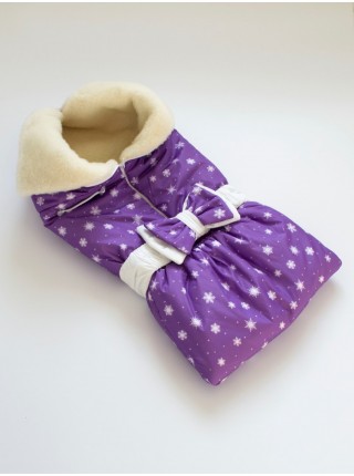 Одеяло-трансформер Снежинки фиолетовый на овчине